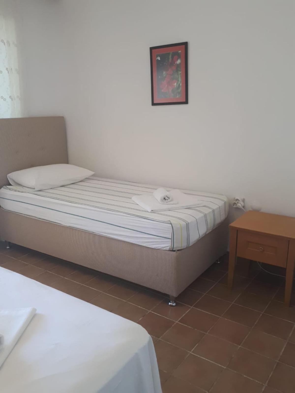 Martili Villa Lara Antalya Kamer foto