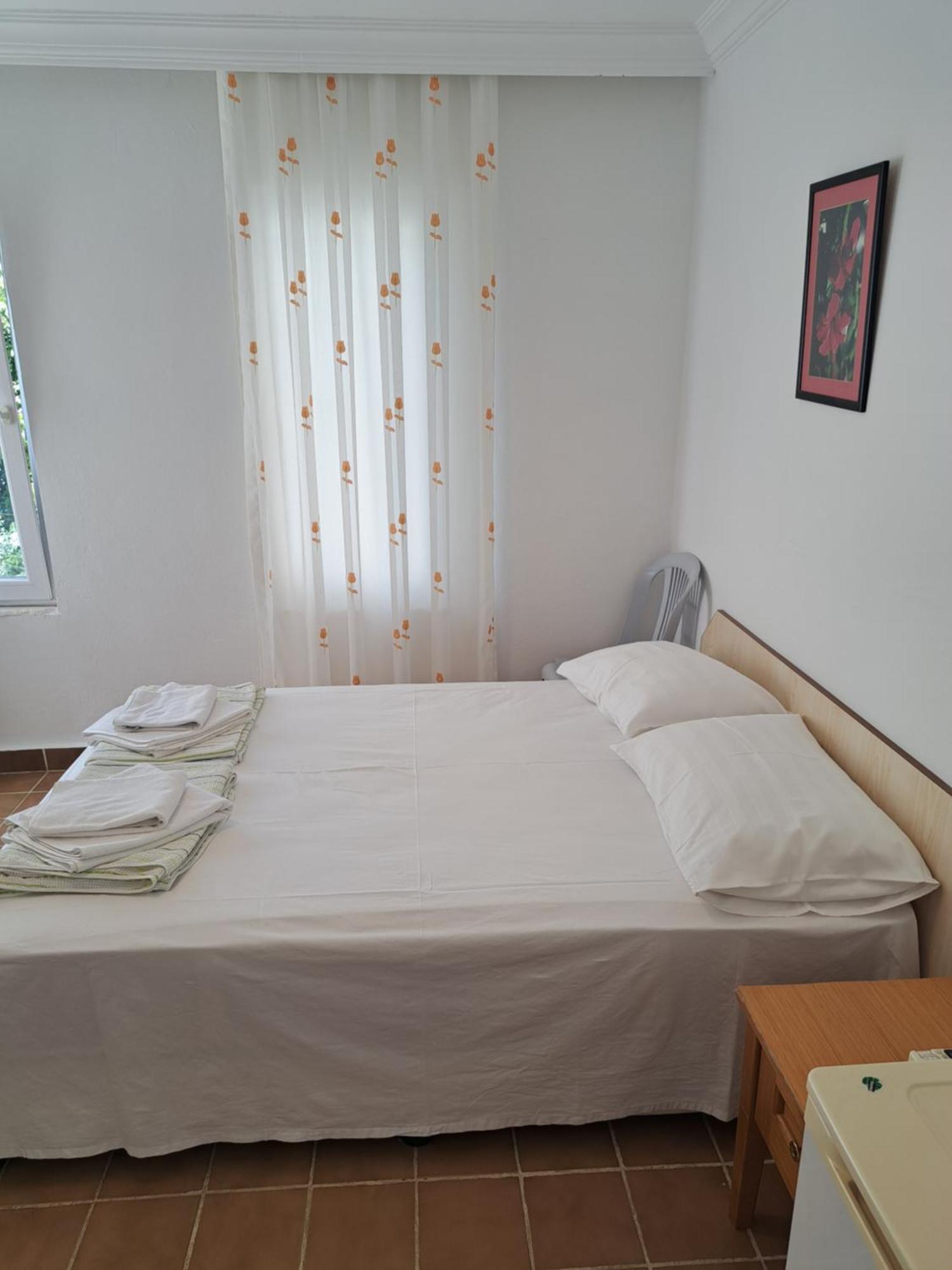 Martili Villa Lara Antalya Kamer foto