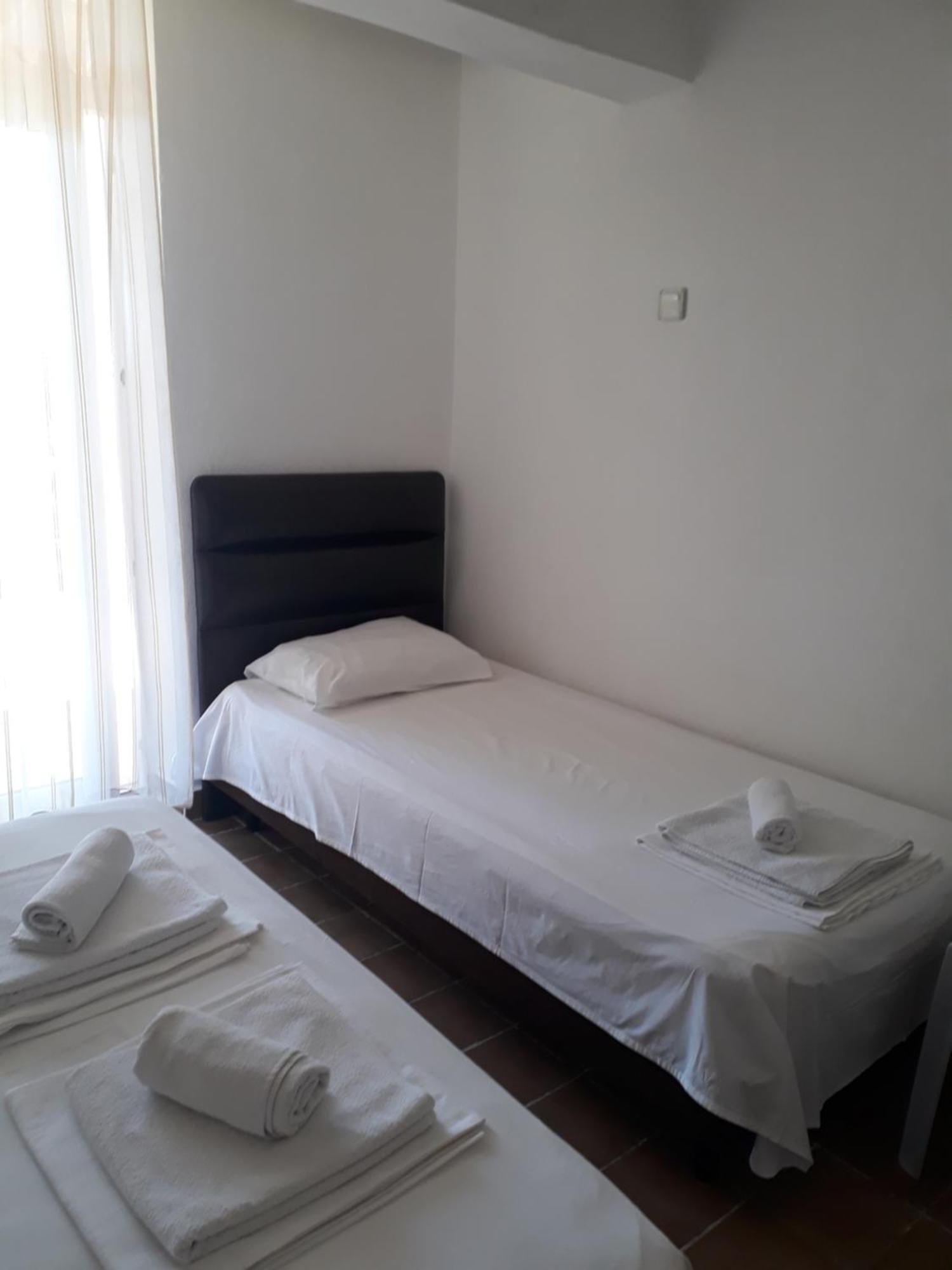 Martili Villa Lara Antalya Kamer foto